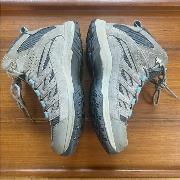 Columbia Crestwood Mid Top Women's Hiking/Trail Shoe - Picture 6 of 11